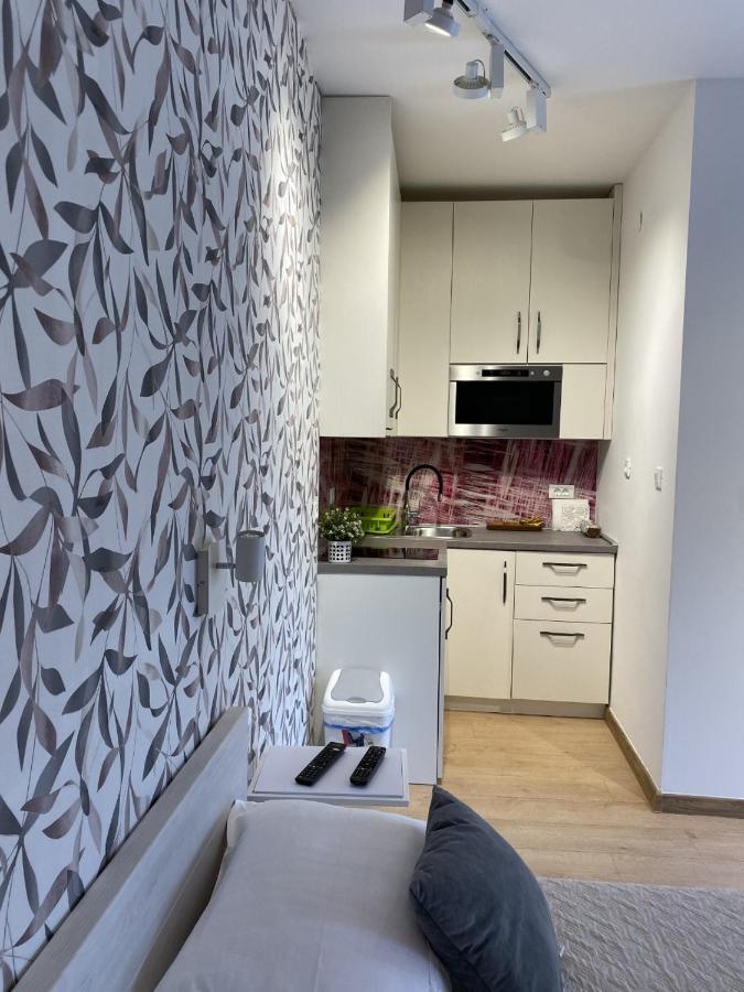 Studio Apartments With Terrace Near Sea - Angela'S Apartments Zadar Zewnętrze zdjęcie