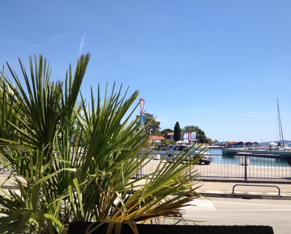Studio Apartments With Terrace Near Sea - Angela'S Apartments Zadar Zewnętrze zdjęcie